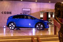 På besøk: Avdukingen av helt nye Audi A2 e-tron hos Oslo Konserthus markerer starten på en stor norgesturné.