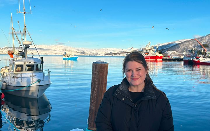 Fiskeri- og havminister Cecilie Myrseth besøker Botnhamn på Senja 23. februar 2024.