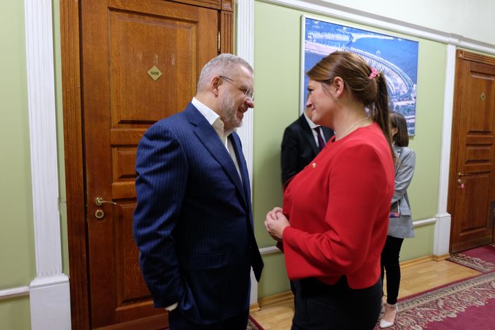 Ukrainas energiminister German Galusjenko og næringsminister Cecilie Myrseth i Kiev.