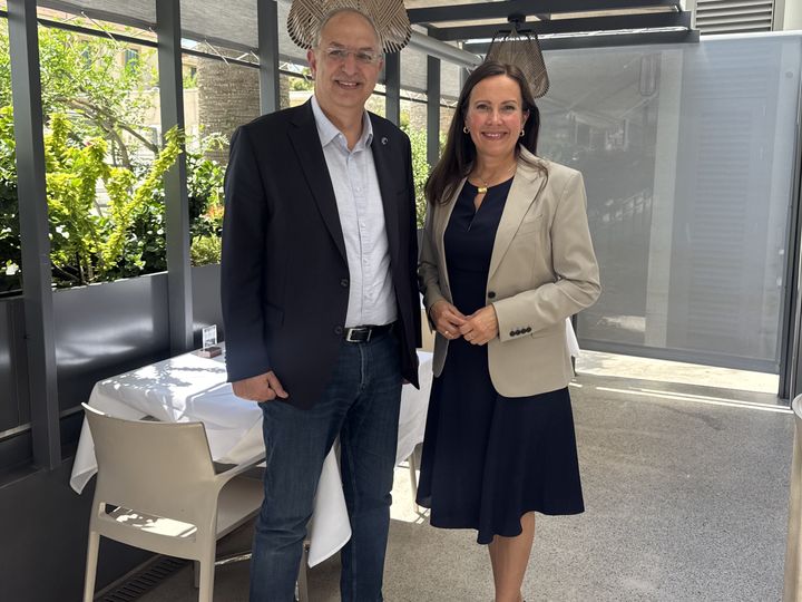 Marianne Sivertsen Næss møtte EUs fiskerikommissær Costas Kadis på Kypros