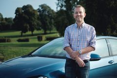 Petter Haugneland i Elbilforeningen med viktig råd til alle elbilister som planlegger elbiltur i Norge.