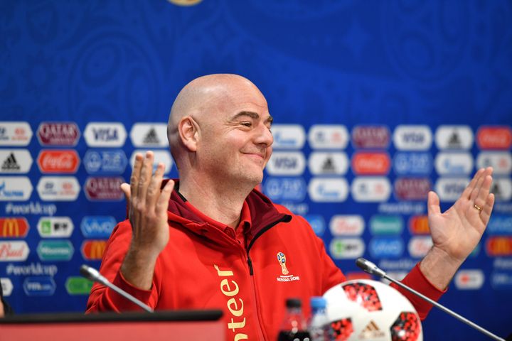 Fifa-president Gianni Infantino under en pressekonferanse.