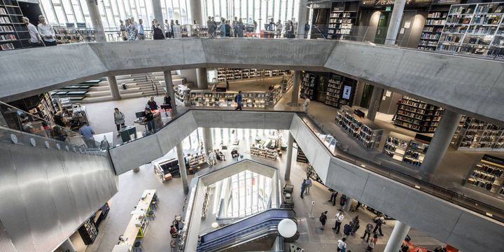 Interiørbilde fra Deichman Bjørvika