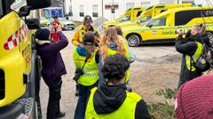 Studentene fikk øve på å ta bilder, gjøre intervjuer og gjennomføre simulerte direktesendinger.