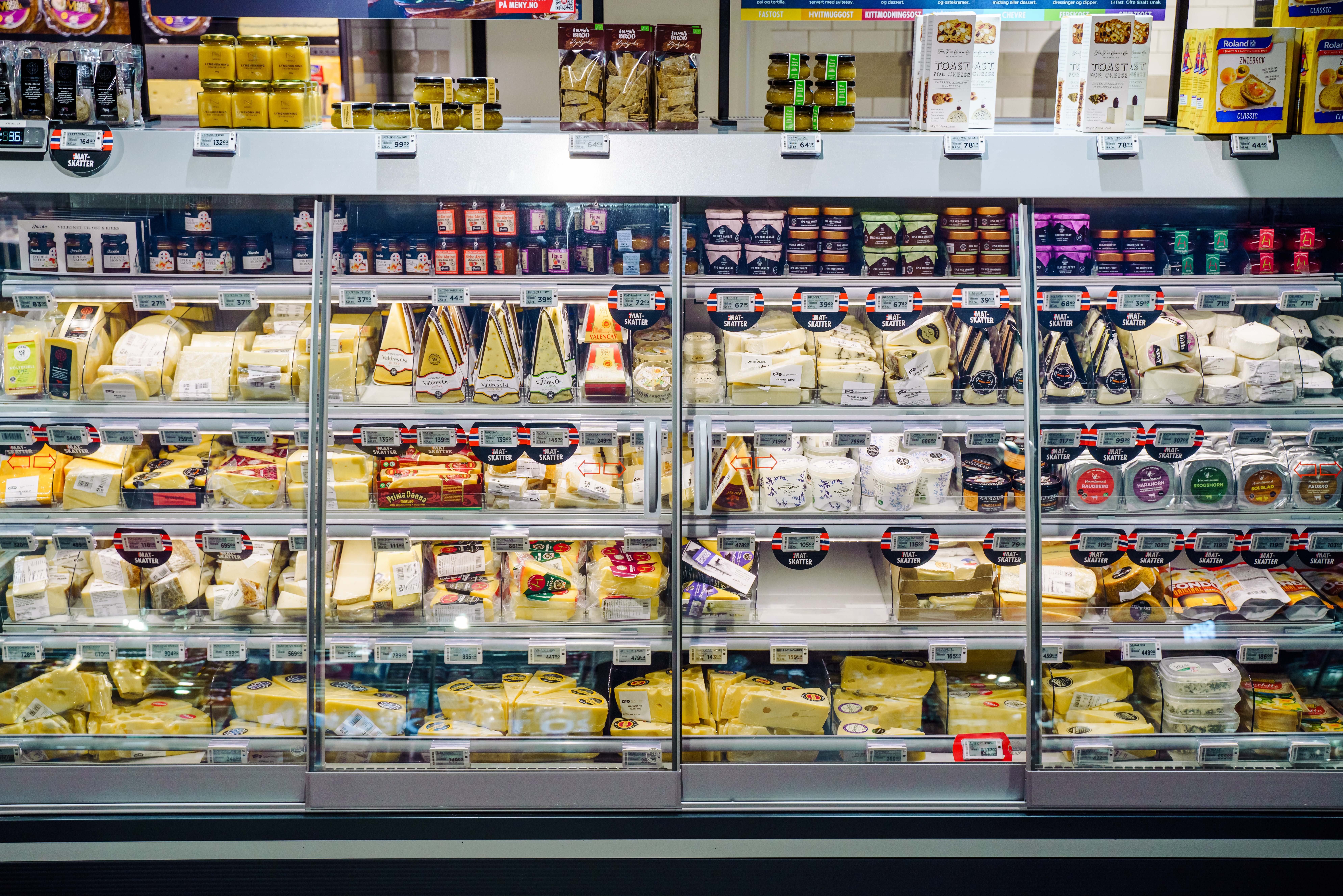 De norske ostene spiser seg inn