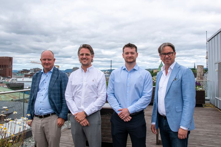 Fra venstre: Lars-Erik Evensen, Kommersiell direktør Computas, Guido Laout, Sales Director OVHcloud, David Higbee, Partner Account Manager OVHcloud, Trond Eilertsen, Administrerende direktør i Computas.