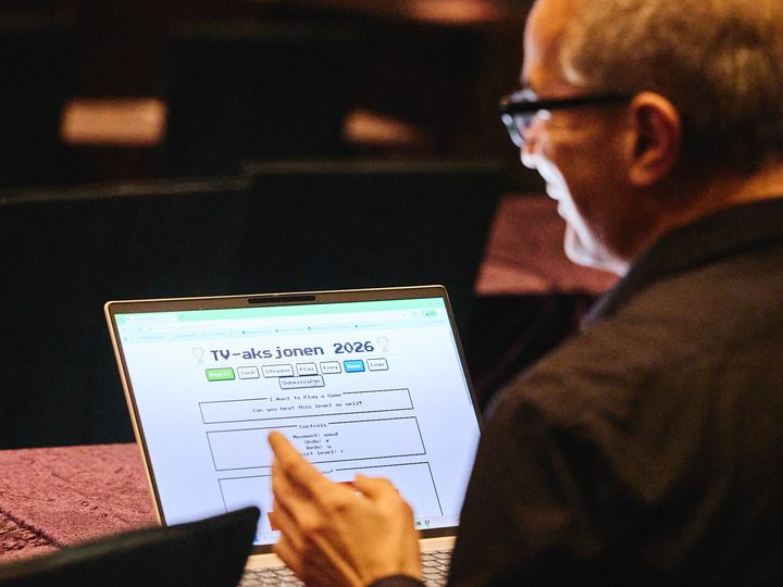 Under Computasdagen kodet de ansatte for årets TV-aksjon.