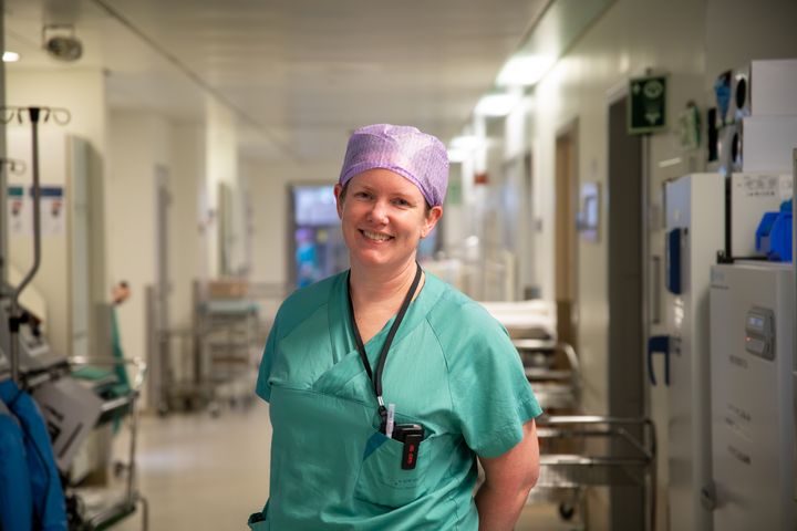 Avdelingsleder ved bryst- og endokrinkirurgisk avdeling ved Ahus, Elin Edda Seland Agustsdottir.