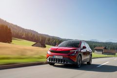 Škoda Epiq i lakkfargen Jasper Red.