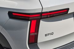 Škoda Epiq i lakkfargen Marble Grey.