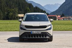 Škoda Epiq i lakkfargen Marble Grey.
