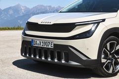 Škoda Epiq i lakkfargen Marble Grey.