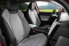 Interiøret heter Loft Grey. Interiøret kan velges som tilvalg for kr 3920 i Epiq 40.