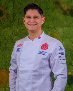 Simen Johanesen er en del av kokkelandslaget