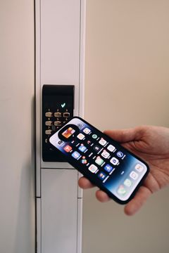Entras kunder ønsker å bruke mobilen som adgangskort. For Entra har det vært viktig å finne en løsning som garanterer høyeste sikkerhetsnivå, direkte i mobilens lommebok.