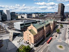 Tollgaarden ligger tett på både Barcode og landets største trafikale knutepunkt, Oslo S og Jernbanetorget. Foto: Magent.no