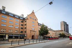 Tollgaarden ble tegnet av arkitekt Henry Bucher og ble oppført i perioden 1919 til 1926. Foto: Magent.no