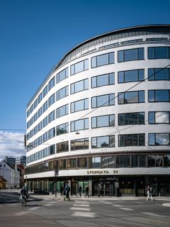 Storgata 51 ligger sentralt i Oslo sentrum med nærhet til Fellesforbundets øvrige virksomhet i området. Foto: Knut Neerland - Magent.no