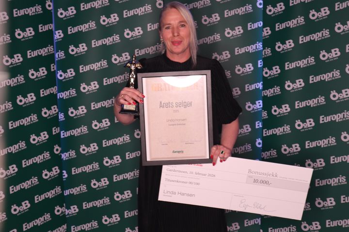 Blant 3000 ansatte var det Linda Hansen som skilte seg ut som Årets Selger.