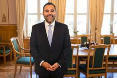 Stortingspresident Masud Gharahkhani er i Frankrike 13. og 14. februar.
