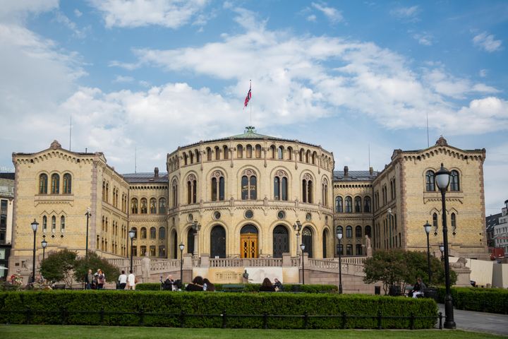 Foto av stortingsbygningen. Foto: Stortinget