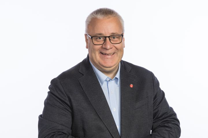 – Frie og rettferdige valg er en grunnleggende forutsetning for et velfungerende demokrati, sier stortingsrepresentant Bård Hoksrud.