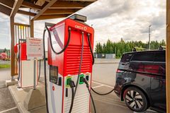 Hurtigladere på Circle K har kortterminaler på plass før lovkravet