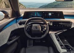 Peugeot E-3008 4x4