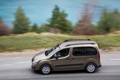 Berlingo feirer 30 år med praktiske løsninger for både håndtverkere og familier.