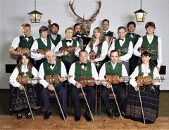 Hornindal Spelemannslag. Foto: Vassbotn