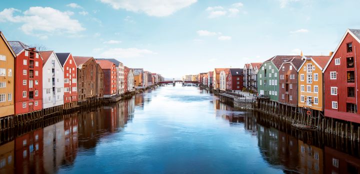 I 2024 ble det rapportert inn at 123.000 hus, leiligheter, hytter eller annen eiendom ble leid ut gjennom formidlere av utleie. Dette er en økning på 25.000 eiendommer fra året før.