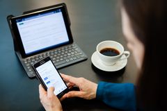 Du kan logge inn for å sjekke skattekort, skattemeldingen eller skatteoppgjøret med BankID.