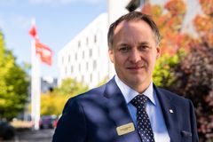 Frank Ove Wennevik, Thon Hotels.
