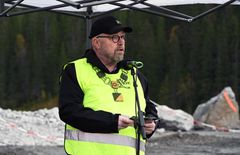 Ordfører i Rana, Geir Waage, øverste sjef for vertskapskommunen til den kommende regionale flyplassen.