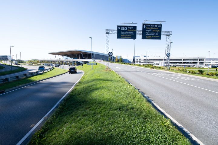 Bergen lufthavn, Flesland