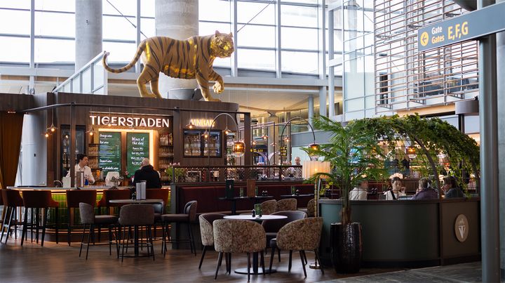 Oslo lufthavns første vinbar har åpnet.