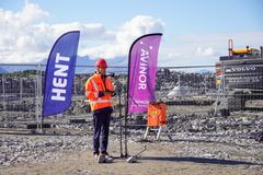 Jon-Ivar Nygård under grunnsteinsledleggelsen på ny lufthavn i Bodø.