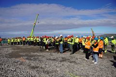 De oppmøtte på grunnsteinsnedleggelsen på ny lufthavn i Bodø.