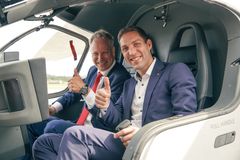 Både samferdselsminister Jon-Ivar Nygård og klima- og miljøminister Andreas Bjelland deltok på åpningen av prosjektet i Stavanger 8. august