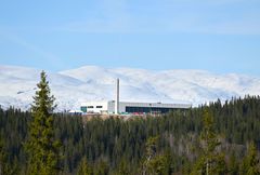 Nye Mo i Rana Lufthavn ligger i Fagerlia, rett øst for Mo i Rana.