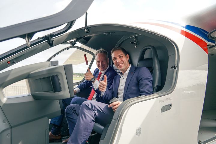 Norwegian Minister of Transport, Jon-Ivar Nygård and Minister of Climate and Environment, Andreas Bjelland Eriksen in the ALIA at today's kick off