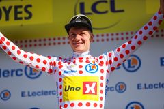 IMPONERTE ALLE: Jonas Abrahamsen imponerte alle da han holdt klatretrøya til og med 11. etappe i årets Tour de France. Nå stiller han til start i Arctic Race of Norway.