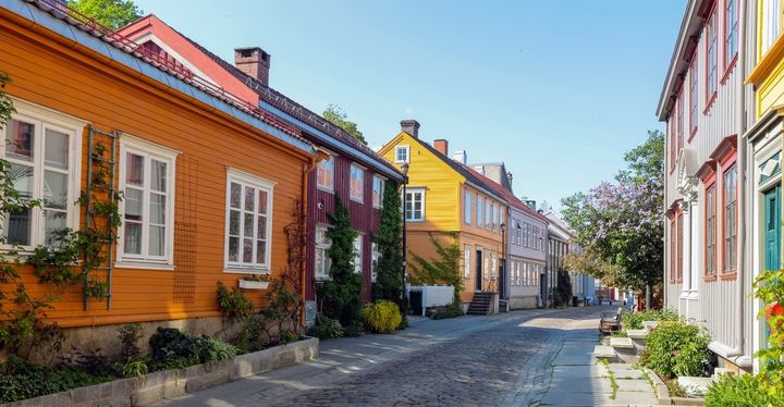 Bakklandet Trondheim vårtid