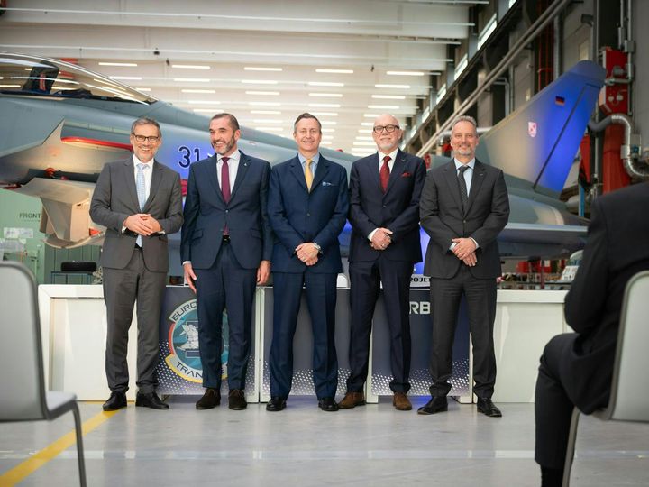 Left to right: State Secretary, Jens Plötner; CEO of Eurofighter, Jorge Tamarit Degenhardt; NETMA General Manager, AVM Simon Ellard; CEO of EUROJET Turbo GmbH, Ralf Breiling; CEO of Airbus Defence & Space, Dr. Michael Schöllhorn at the signature ceremony in Manching