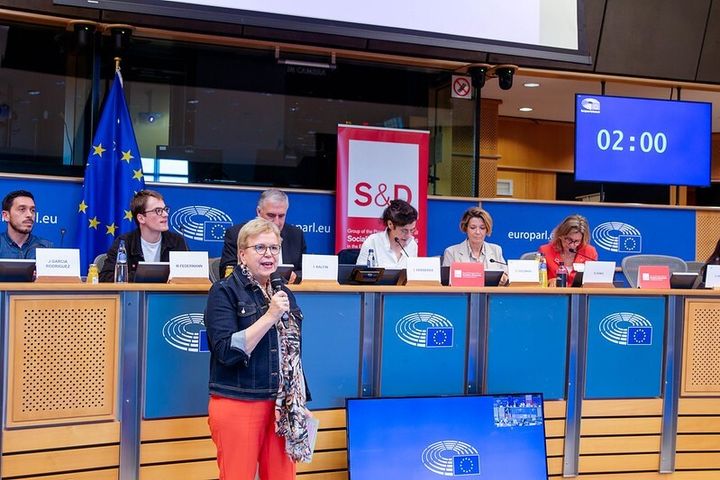 S&D - Socialists and Democrats Group in the European Parliament The "Quality Jobs for All" conference took place at the European Parliament in Brussels on 14 October. The S&D Group called on the European Commission, Member States, employers and social partners to establish binding rules now for safe, fair and quality jobs.