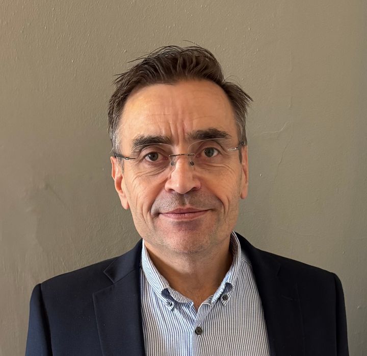 Ole Andreas Holm har blitt ansatt som daglig leder i Vestnes Renovasjon AS.