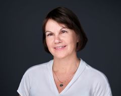 Forsker Janne Myhre søker deltakere til et forskningsprosjekt om økonomisk utnyttelse og svindel mot eldre. Er du over 60 år og har erfart svidelforsøk eller å bli utnyttet økonomisk, ønsker hun at du tar kontakt.