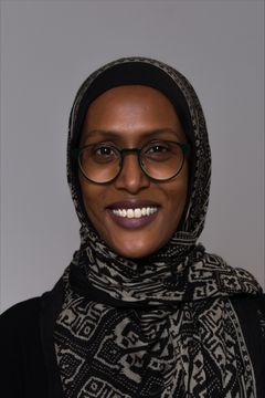 Ayan Bashir Sheikh-Mohamed er doktorgradsstipendiat ved Nasjonalt kunnskapssenter om vold og traumatisk stress og UiB.