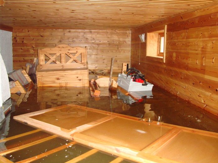 Også ved tidligere flommer og styrtregnhendelser har det skjedd at boliger og bedrifter har fått vann inn hos seg på nytt, melder If. (Foto: If)