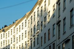 Innboforsikring er normalt ikke dekket over felleskostnadene i et borettslag eller sameie, understreker forsikringsselskapet If. (Foto: Pexels/CC)